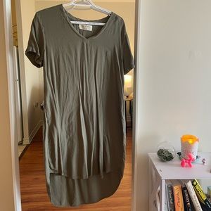 Khaki green t-shirt dress